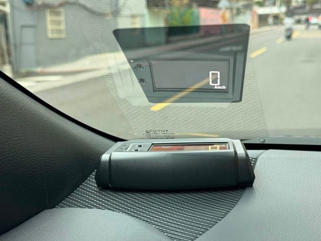 Toyota  Altis  第15張相片