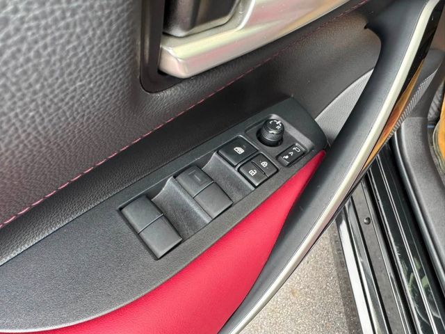 Toyota  Altis  第20張相片