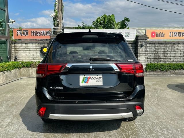 MITSUBISHI三菱 OUTLANDER  第4張相片