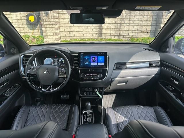 MITSUBISHI三菱 OUTLANDER  第5張相片