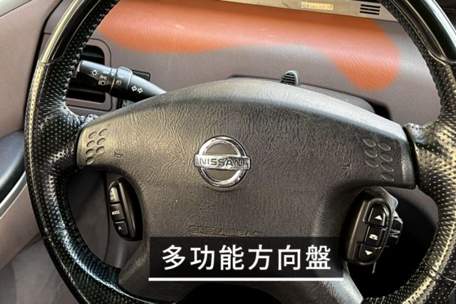 全景天窗/電動座椅/多功能方向盤/HUD  第4張相片