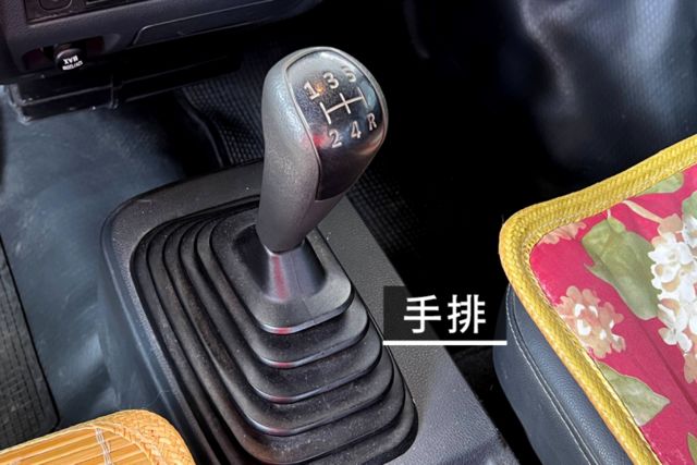 手排/低里程/霧燈/行車紀錄器/原廠保養  第5張相片