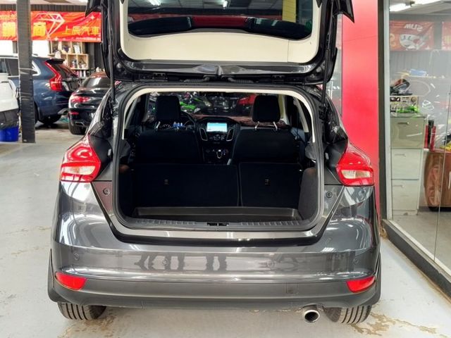 2017年 FOCUS 1.5 僅跑1萬公里 180P 里程保證 電折 定速 原廠影音 抬頭顯示器  第7張相片
