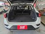 2021 VW T-ROC IKEY 摸門 電尾門 恆溫 盲點 ACC AEB 自動停車 車道維持 車道變換  第10張縮圖