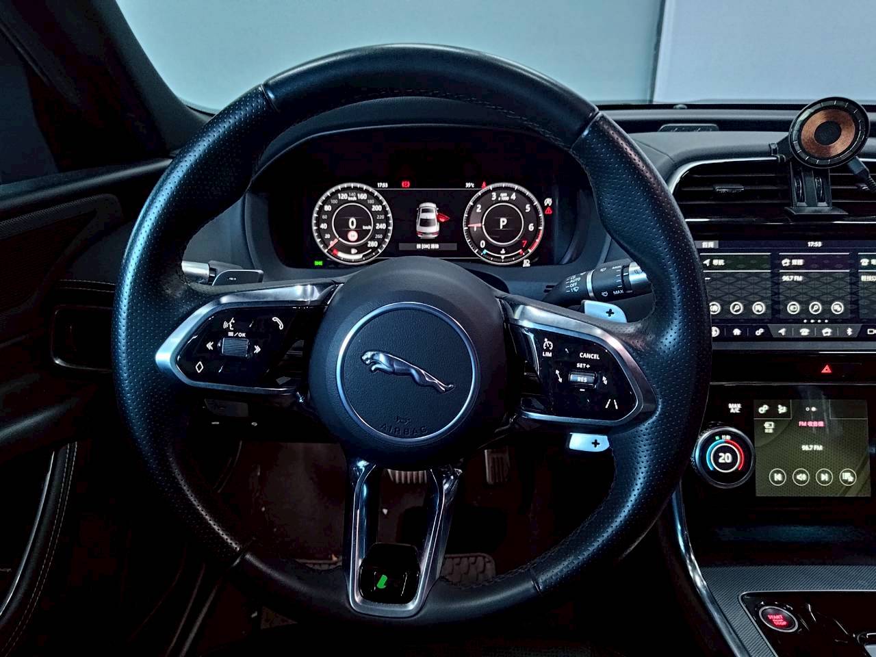 2020 Jaguar 捷豹 XE P250 R-Dynamic SE 🔥  第5張相片