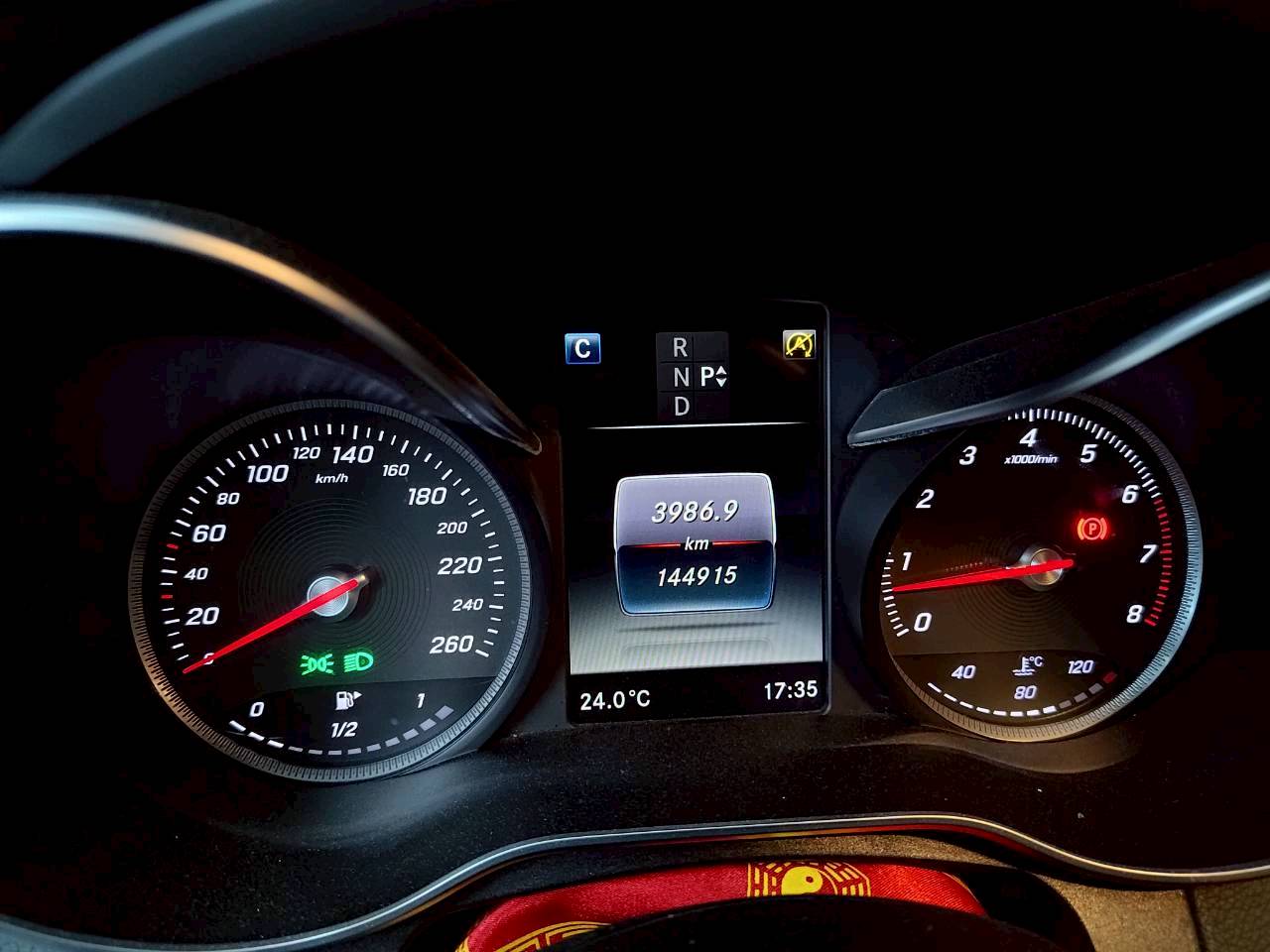2015 benz C250 estate AMG 豪華旅行車🔥  第9張相片
