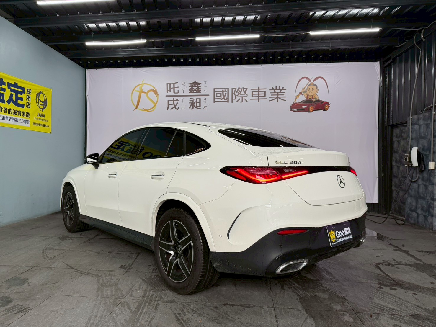 2024 benz GLC300 AMG Coupe PDD豪華專屬套件  第9張相片