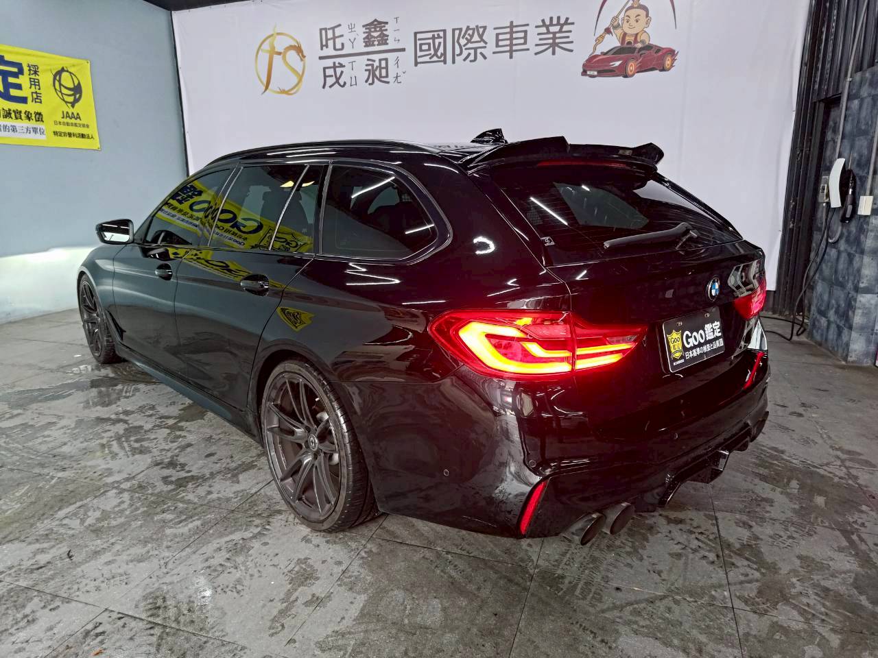 2018 BMW G31 530i Touring M 五門旅行車  第8張相片