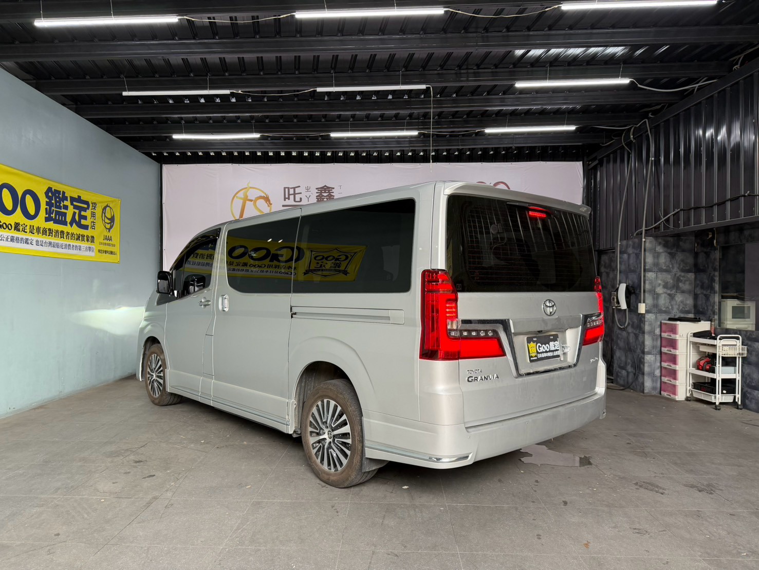2024 Toyota Granvia 6人座旗艦  第2張相片