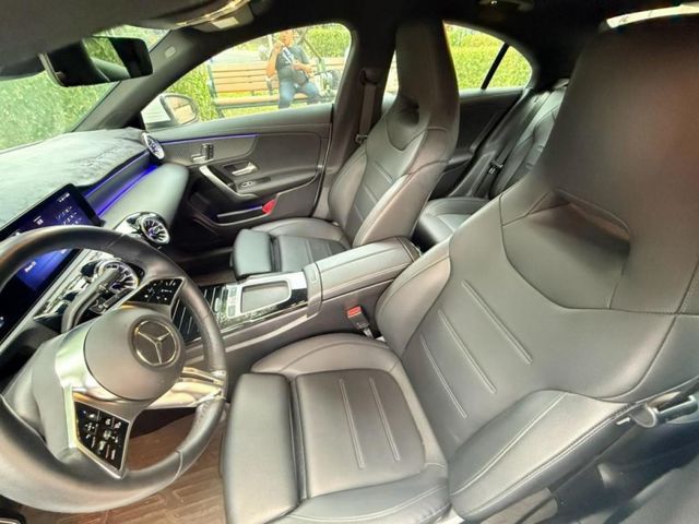Mercedes-Benz/賓士   CLA-CLASS  CLA200  第3張相片