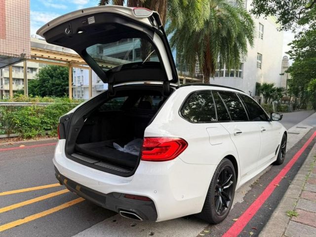 BMW/ 寶馬  5 SERIES  520i  第5張相片