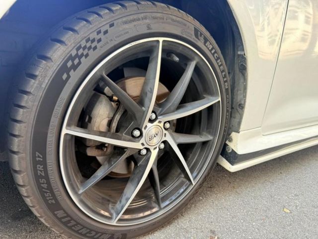 Toyota  Altis  第7張相片