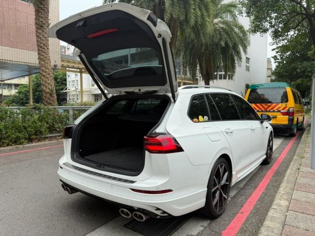 Volkswagen 福斯  Golf  第8張相片