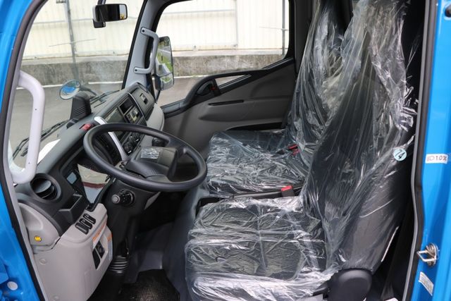 全新車現折下殺，超長軸14尺！自(手)排超好開！方便又不用手忙腳亂～多角度顯影更安全，載貨更輕鬆！  第2張相片