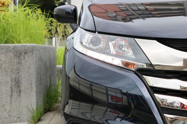 破盤優惠價，原廠保養認證車，電動滑門、電動椅，超大空間七人座！內裝極優低磨損！  第4張相片