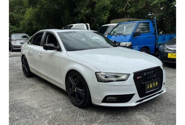 Audi A4  第2張相片