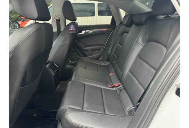 Audi A4  第7張相片