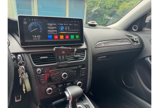 Audi A4  第9張相片