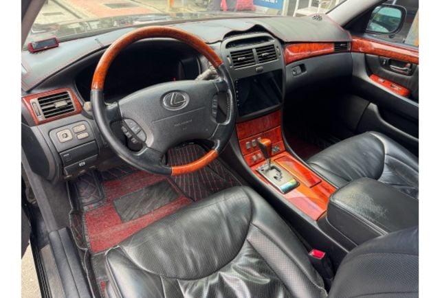 Lexus LS430  第7張相片