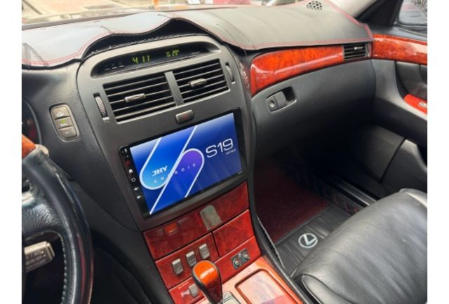 Lexus LS430  第8張相片