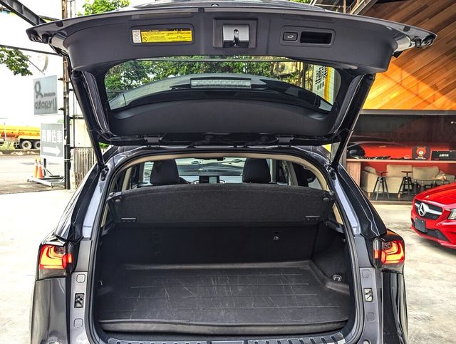 LEXUS凌志 NX300H  第7張相片