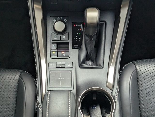 LEXUS凌志 NX300H  第15張相片