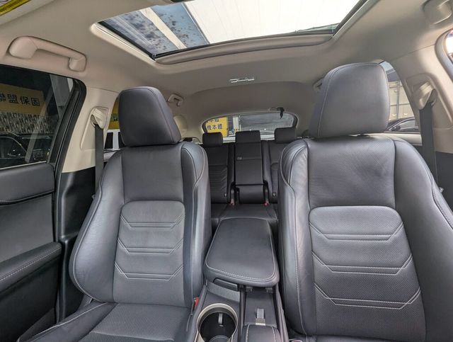 LEXUS凌志 NX300H  第16張相片