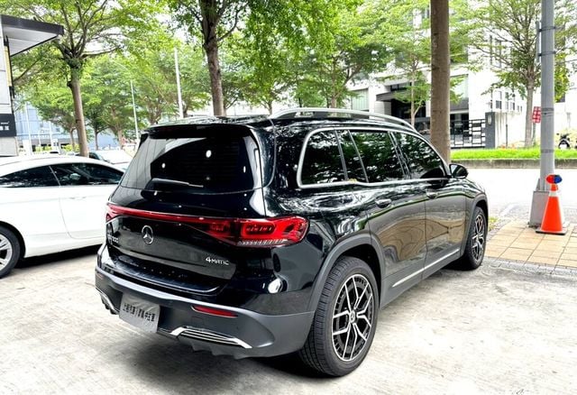 M-BENZ賓士 EQB300  第2張相片