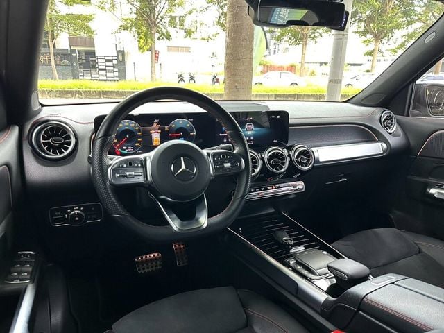 M-BENZ賓士 EQB300  第5張相片
