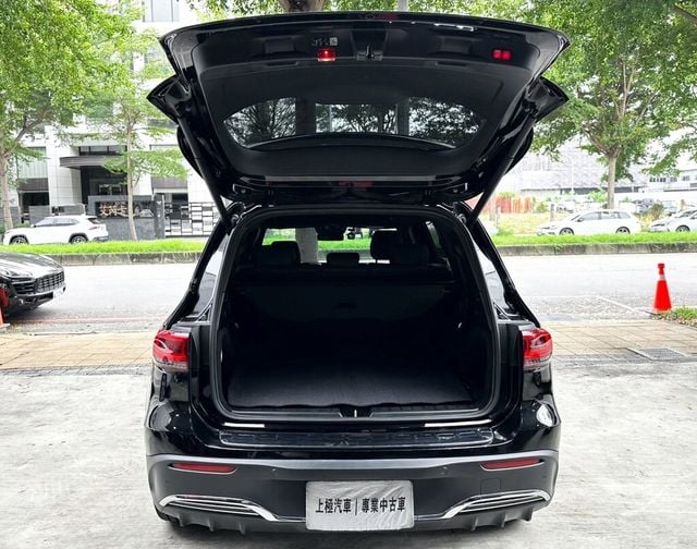 M-BENZ賓士 EQB300  第6張相片