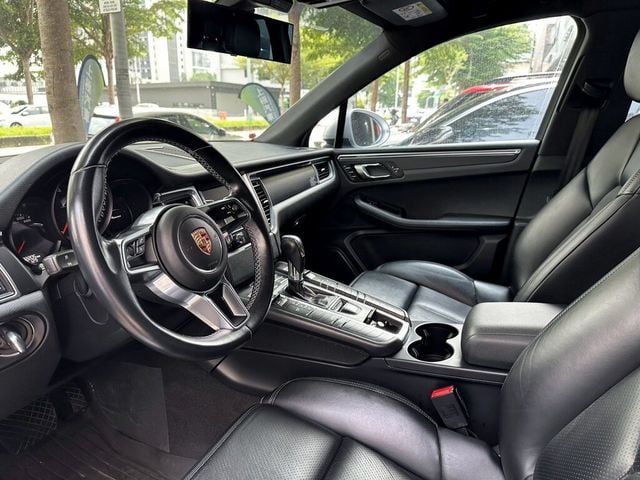PORSCHE保時捷 MACAN  第7張相片