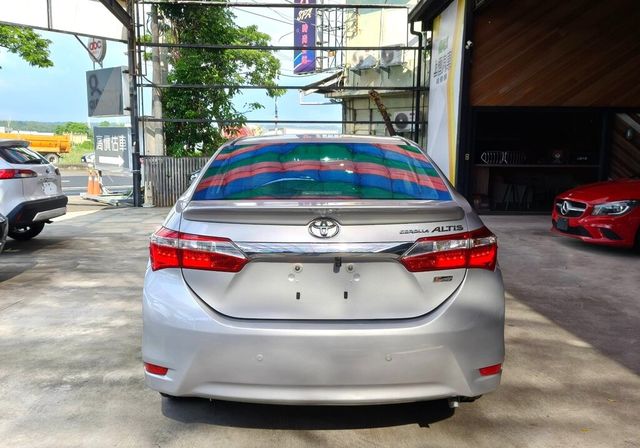 TOYOTA豐田 ALTIS  第4張相片