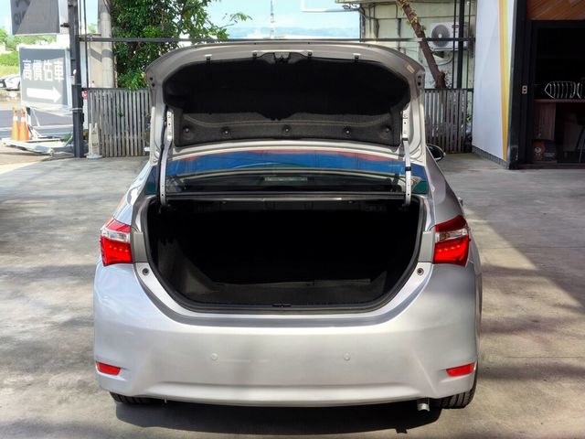 TOYOTA豐田 ALTIS  第7張相片