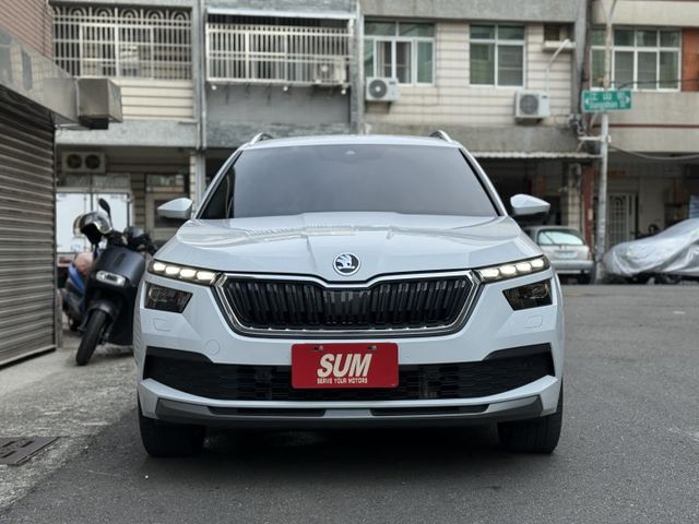 ★年底車2024年領牌~1.0渦輪高規豪華動能版，現省40萬認證車原鈑件，IKEY.LV2.電尾門.盲點.數位儀表板★  第19張相片