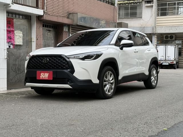 ★僅跑2萬多最美白色系~認證車原鈑件，IKEY.ACC.車道維持.防滑系統.倒車顯影.行車紀錄器，原廠保固中可全貸★  第1張相片