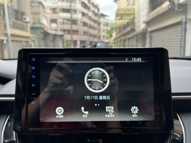 ★僅跑2萬多最美白色系~認證車原鈑件，IKEY.ACC.車道維持.防滑系統.倒車顯影.行車紀錄器，原廠保固中可全貸★  第15張相片
