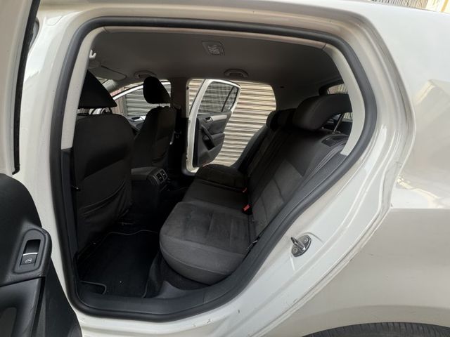 ★1.4渦輪TSI+電子後視鏡/影音全配~認證車，里程保證，導航.倒車顯影.定速.後座出風口，可全額貸款★  第4張相片
