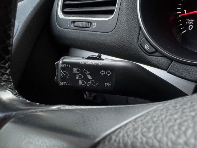★1.4渦輪TSI+電子後視鏡/影音全配~認證車，里程保證，導航.倒車顯影.定速.後座出風口，可全額貸款★  第8張相片