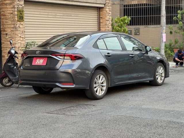 ★豪華版有IKEY~認證車原鈑件，ACC.車道維持.CARPLAY.9氣囊.防滑系統.胎壓偵測.倒車顯影，原廠保養紀錄★  第2張相片