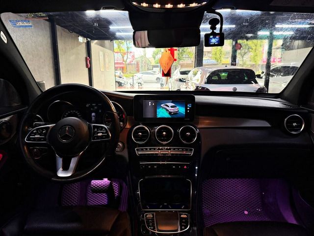 M-BENZ賓士 GLC200  第5張相片