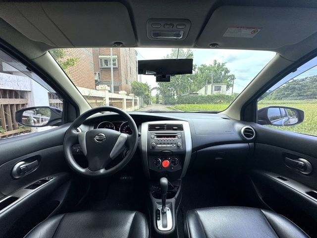 NISSAN日產 LIVINA  第5張相片
