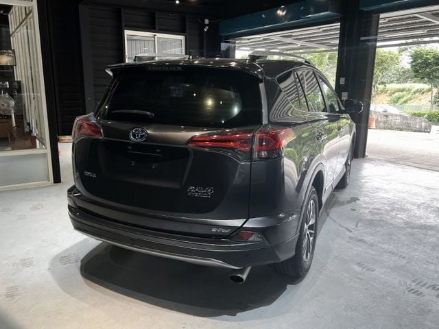 RAV4  第6張相片