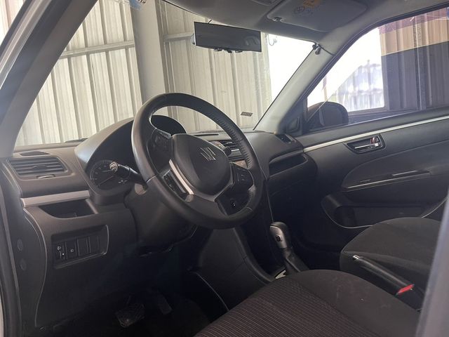 SUZUKI鈴木 SWIFT  第4張相片