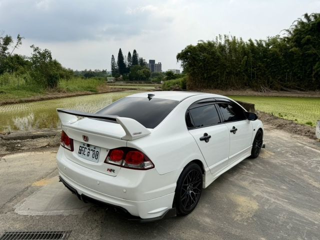 CIVIC  第3張相片