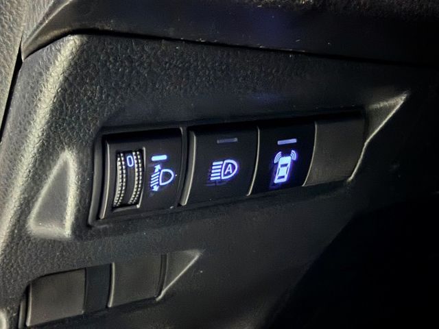 ( 油電 ) 定速/跟車/車道偏移/三畫面倒車顯影/CarPlay/車前雷達/遠燈自動感應/恆溫空調  第7張相片