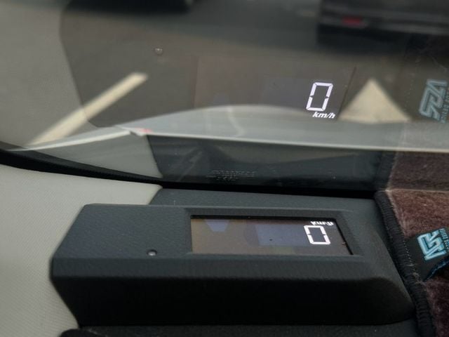 I KEY/ 多功能螢幕 /倒車顯影 /導航系統 /恆溫空調 /定速 /抬頭顯示器  第8張相片