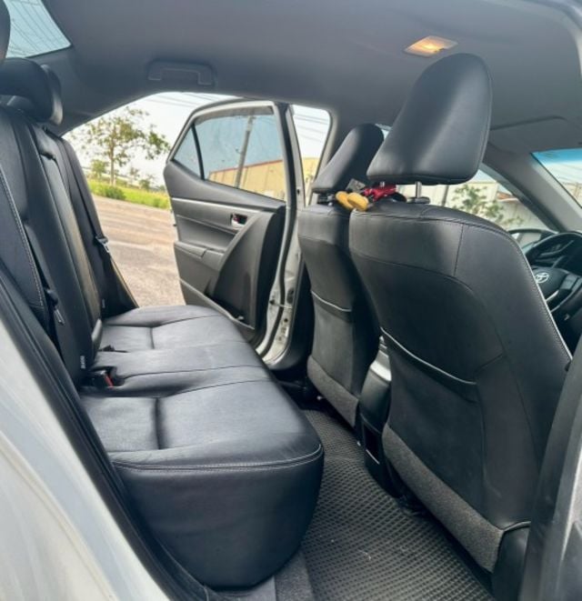 I KEY/ 多功能螢幕 /倒車顯影 /導航系統 /恆溫空調 /定速 /抬頭顯示器  第14張相片