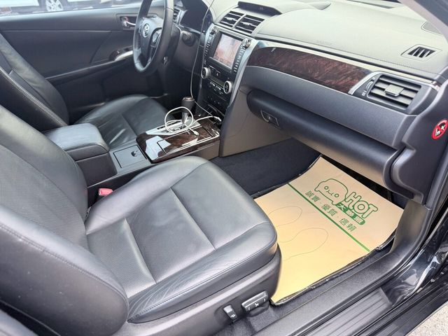 TOYOTA豐田 CAMRY HYBRID  第13張相片