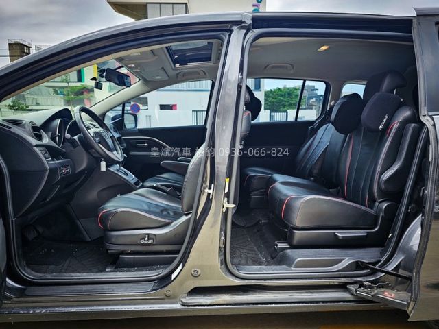 2014年Mazda 5 尊爵/天窗/雙電動滑門/恆溫/電動椅/安卓機/顯影/雷達  第10張相片