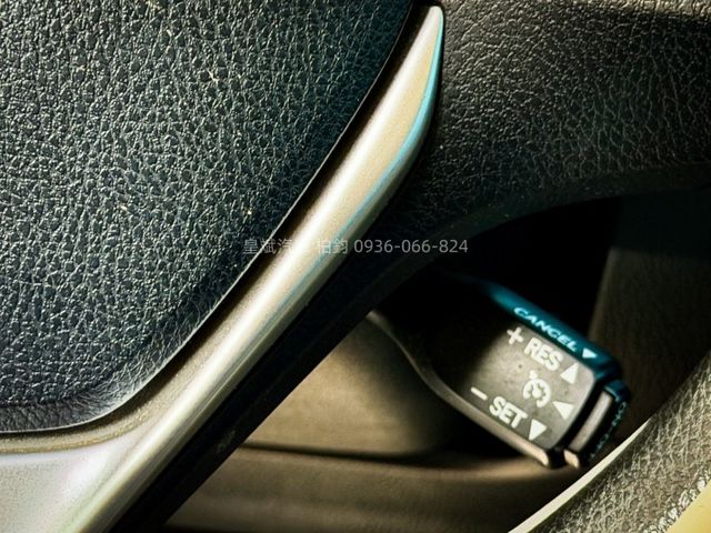 2018年Altis 豪華/IKEY/摸門/恆溫/定速/安卓機/顯影/雷達  第13張相片